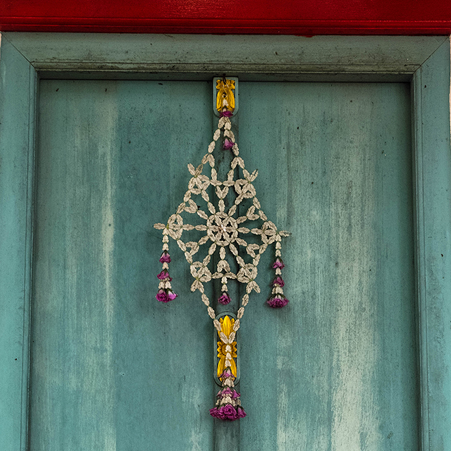 THAI Window flower arrangement